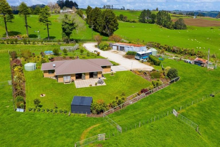 Photo of property in 617a Kaipikari Road, Urenui, 4375