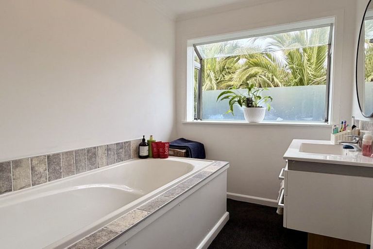 Photo of property in 249 Pukeuri-oamaru Road, Pukeuri, Oamaru, 9493