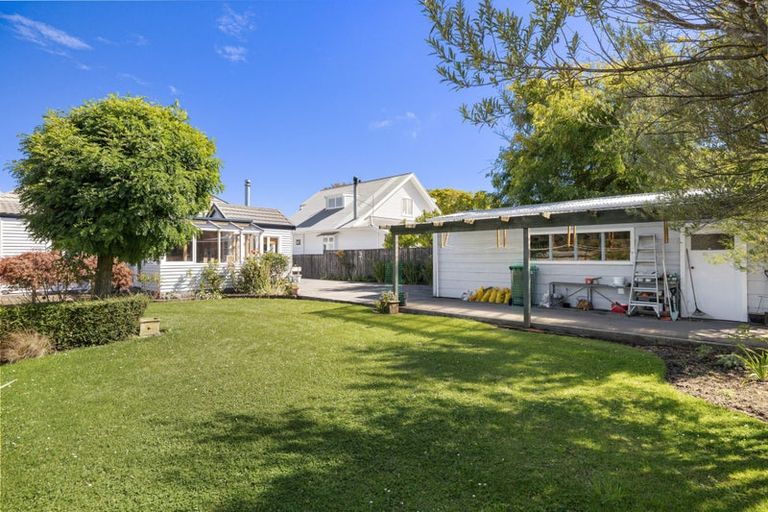 Photo of property in 112 Birdwood Avenue, Beckenham, Christchurch, 8023