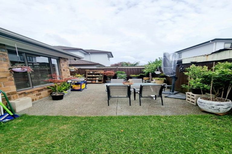 Photo of property in 21 Cambrian Street, Churton Park, Wellington, 6037