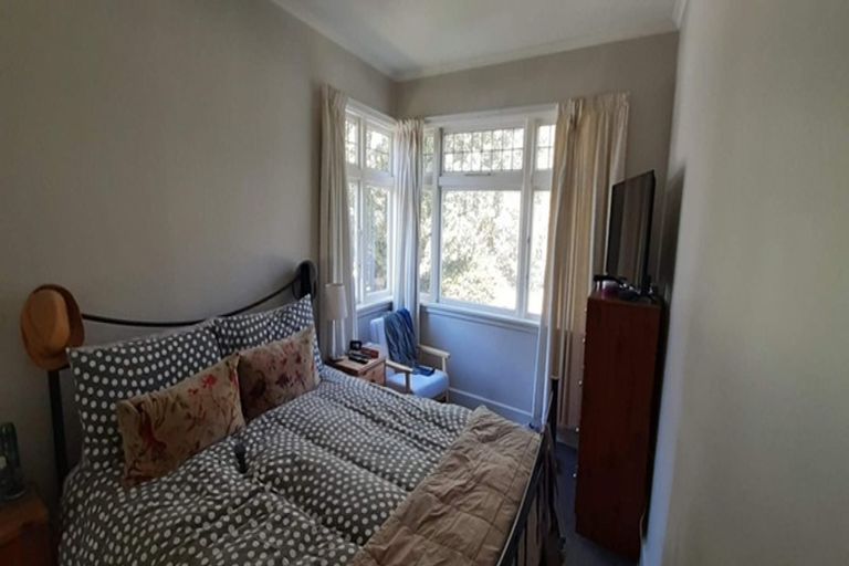 Photo of property in 209 Centaurus Road, Saint Martins, Christchurch, 8022