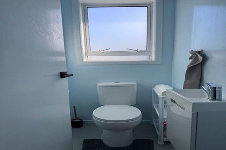 Photo of property in 21 Raumati Terrace, Khandallah, Wellington, 6035