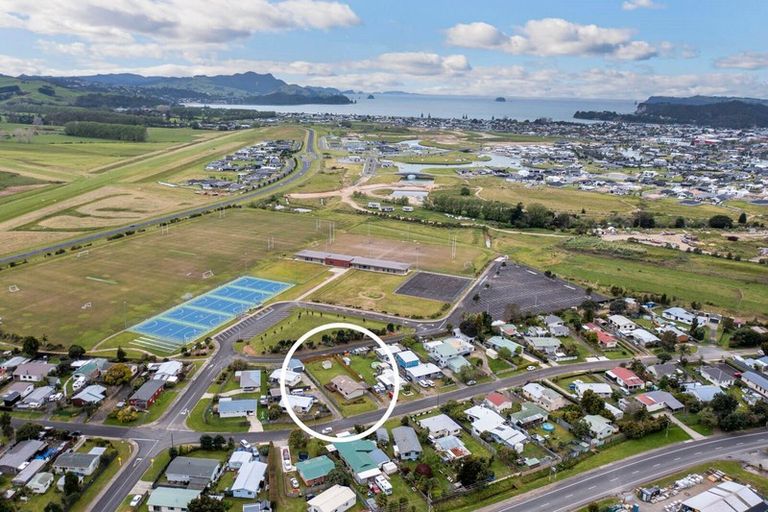 Photo of property in 28 Moewai Park Road, Whitianga, 3510