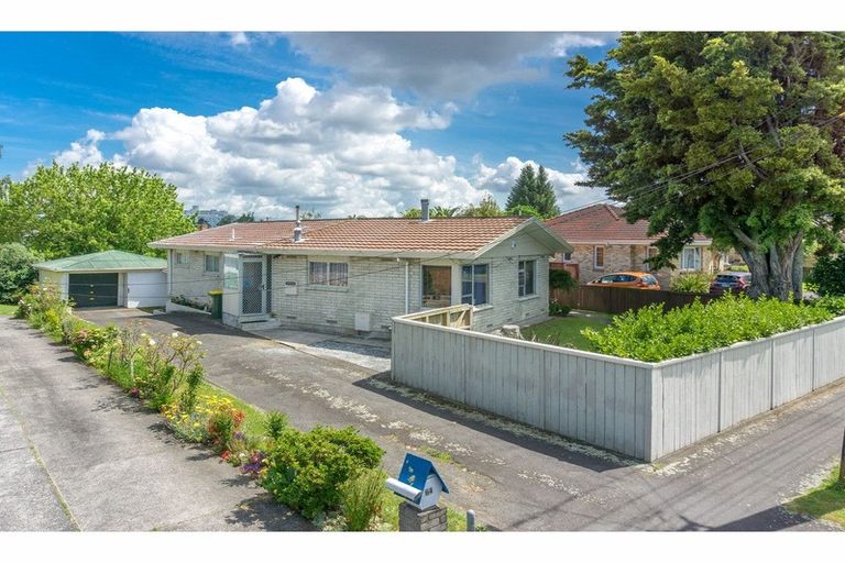 Photo of property in 62 Pine Avenue, Melville, Hamilton, 3206