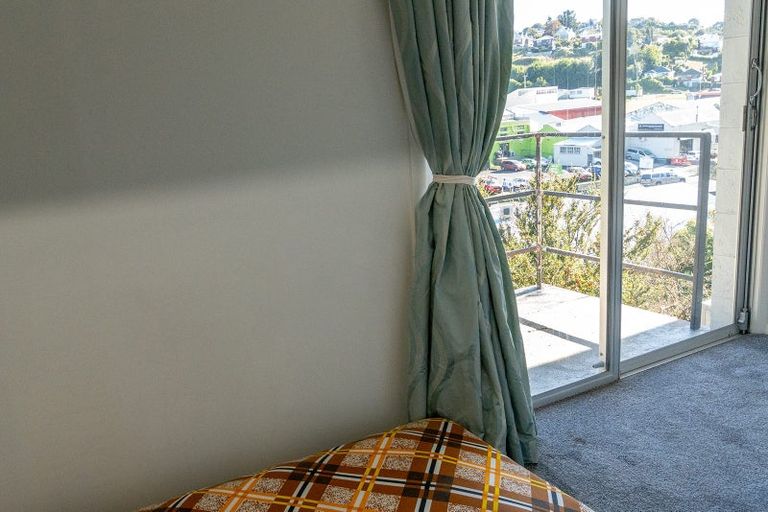 Photo of property in 137 Kaikorai Valley Road, Glenross, Dunedin, 9011