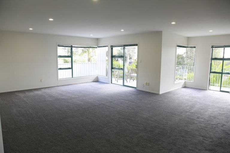 Photo of property in 20 Ealing Crescent, Beachlands, Auckland, 2018