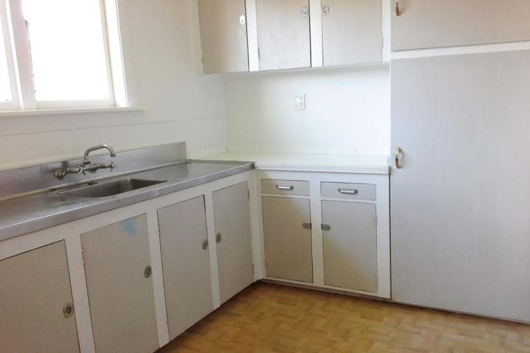 Photo of property in 195 South Road, Spotswood, New Plymouth, 4310