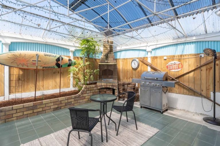 Photo of property in 52 Oriel Avenue, Tawa, Wellington, 5028