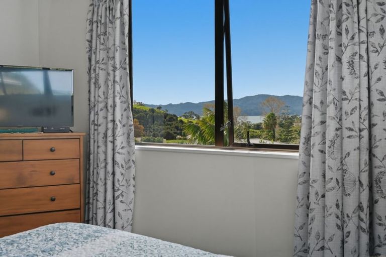 Photo of property in 10 Cable Bay Block Road, Cable Bay, 0420