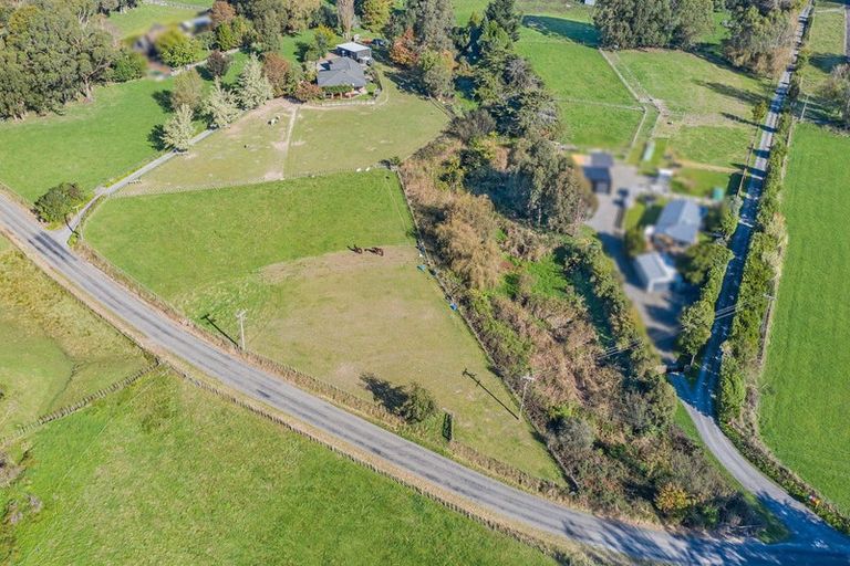 Photo of property in 54 Potts Road, Koputaroa, Shannon, 5571