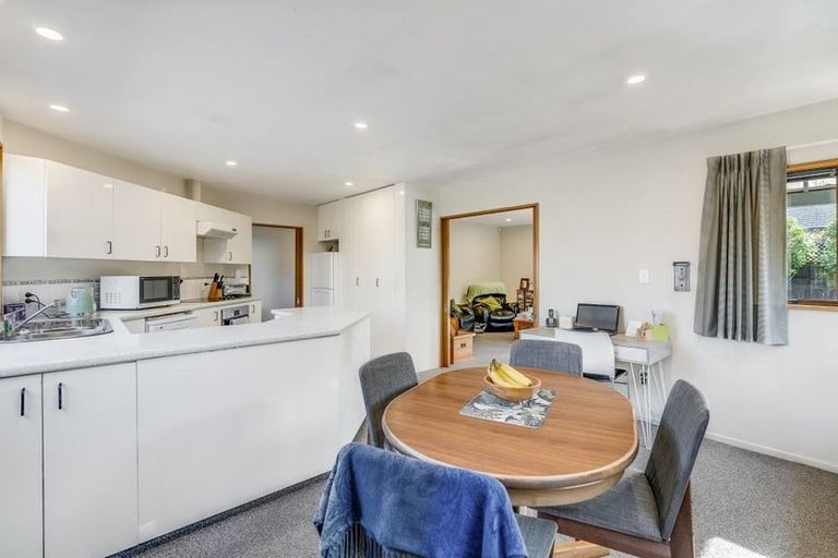 Photo of property in 2/35 Cutts Road, Russley, Christchurch, 8042
