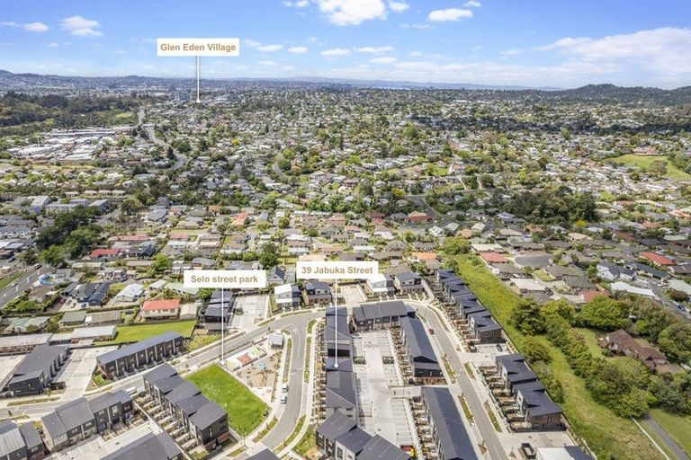Photo of property in 39 Jabuka Street, Glen Eden, Auckland, 0602