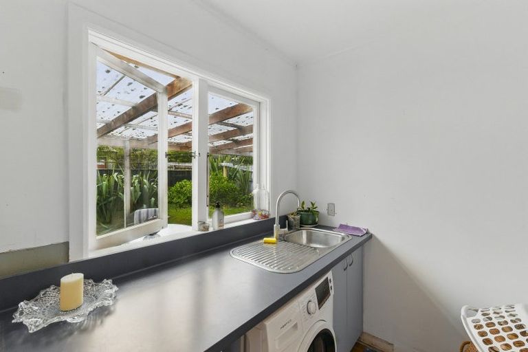 Photo of property in 31 Elizabeth Street, Waikanae, 5036