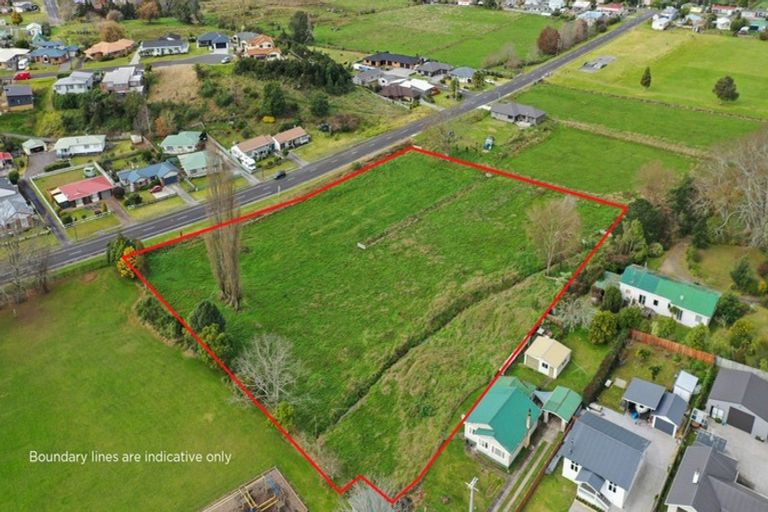 Photo of property in 87 Norwood Road, Bayswater, Auckland, 0622