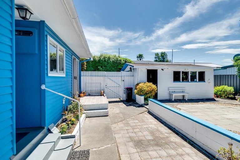 Photo of property in 4 Elliott Street, Taradale, Napier, 4112