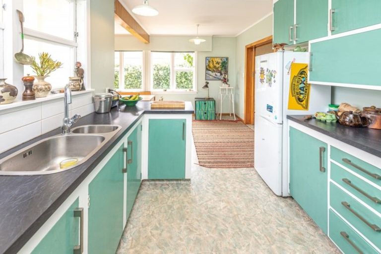 Photo of property in 43 Manuka Street, Castlecliff, Whanganui, 4501