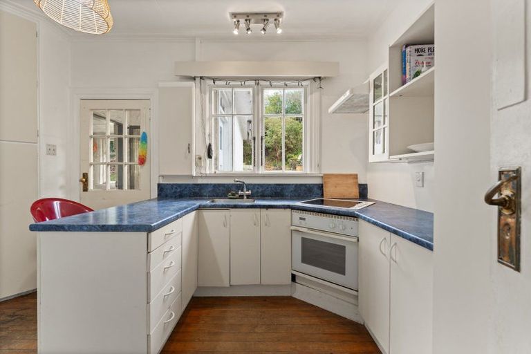 Photo of property in 9 Glenross Street, Glenross, Dunedin, 9011