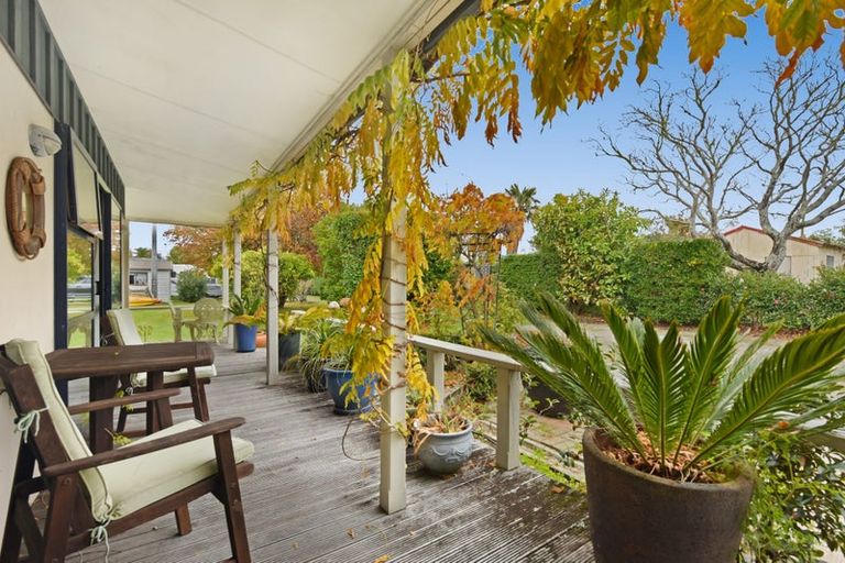 Photo of property in 18 Iwa Street, Mapua, 7005