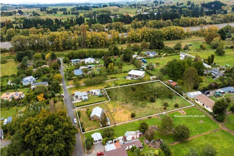 Photo of property in 23 Johnson Street, Waipawa, 4210