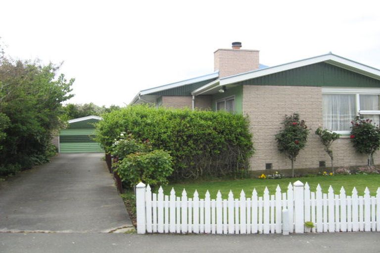 Photo of property in 28 Royleen Street, Casebrook, Christchurch, 8051