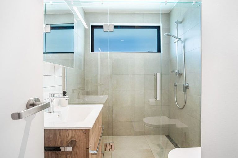 Photo of property in 392a Hibiscus Coast Highway, Orewa, 0931