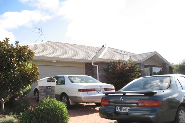 Photo of property in 19 Pukekura Place, Taradale, Napier, 4112