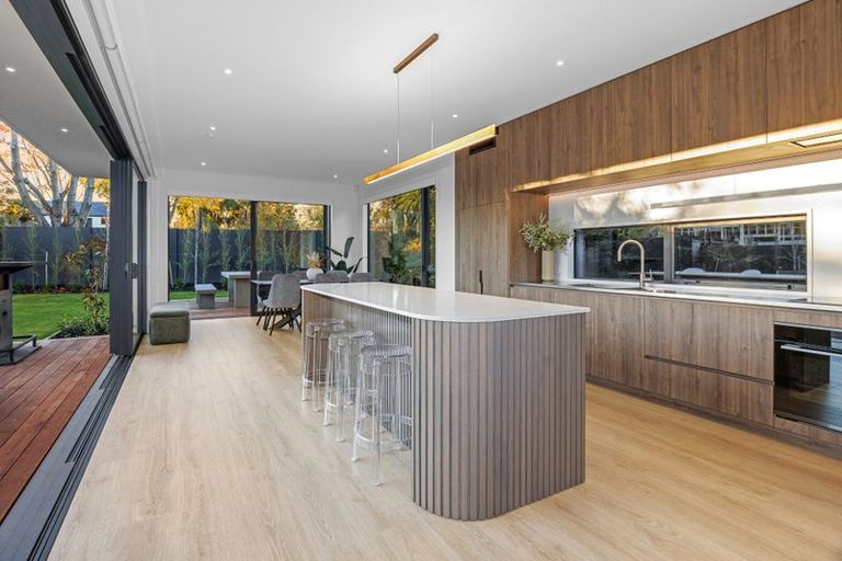 Photo of property in 67a Fendalton Road, Fendalton, Christchurch, 8014
