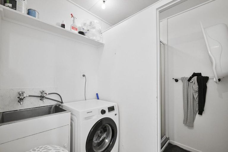 Photo of property in 2/404 Ikanui Road, Frimley, Hastings, 4120