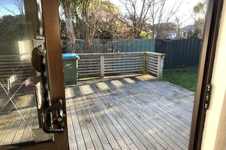 Photo of property in 27 Paremata Crescent, Paremata, Porirua, 5024