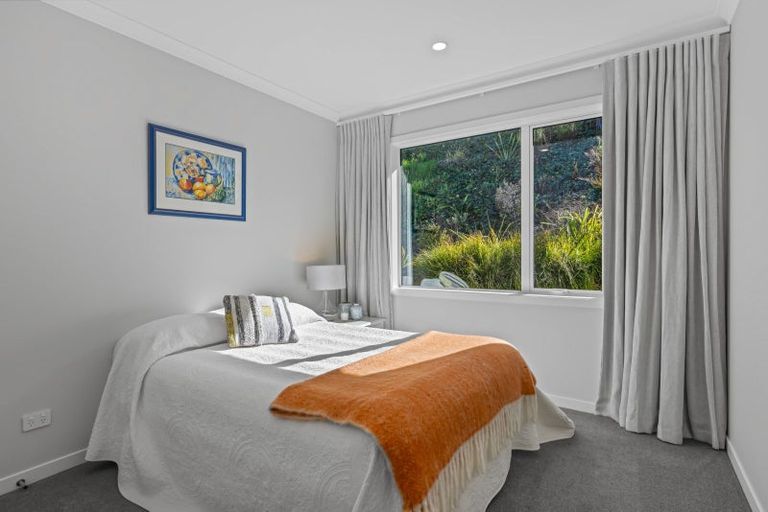 Photo of property in 134 Arran Point Parade, Orewa, 0931