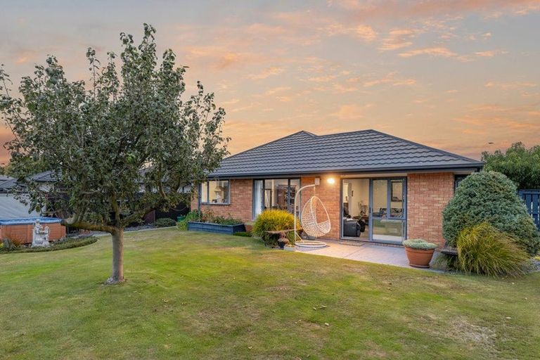 Photo of property in 16 Kildare Street, Northwood, Christchurch, 8051