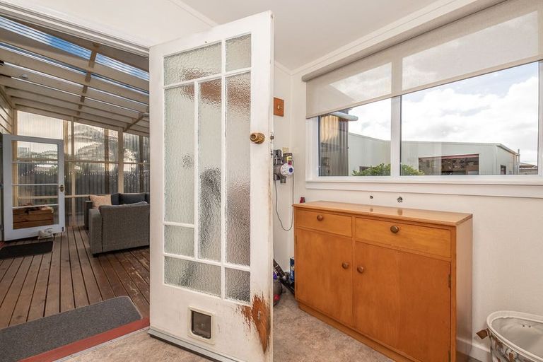 Photo of property in 169 Romilly Street, Westport, 7825