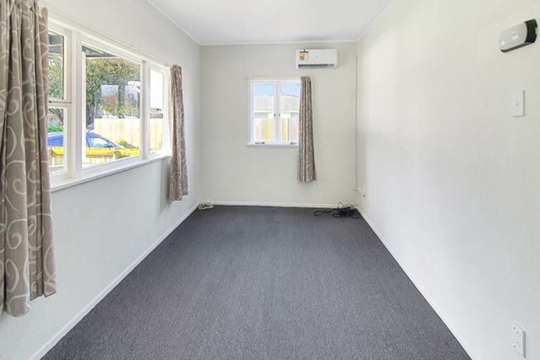 Photo of property in 2/83 Favona Road, Favona, Auckland, 2024