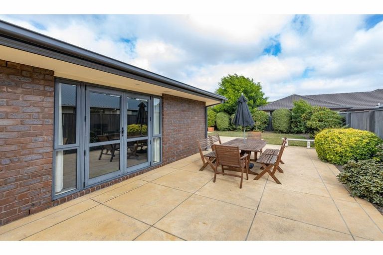 Photo of property in 4 Annaby Drive, Northwood, Christchurch, 8051