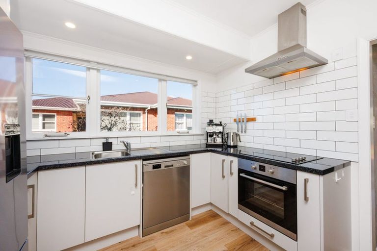 Photo of property in 14 Forbury Avenue, Takaro, Palmerston North, 4412