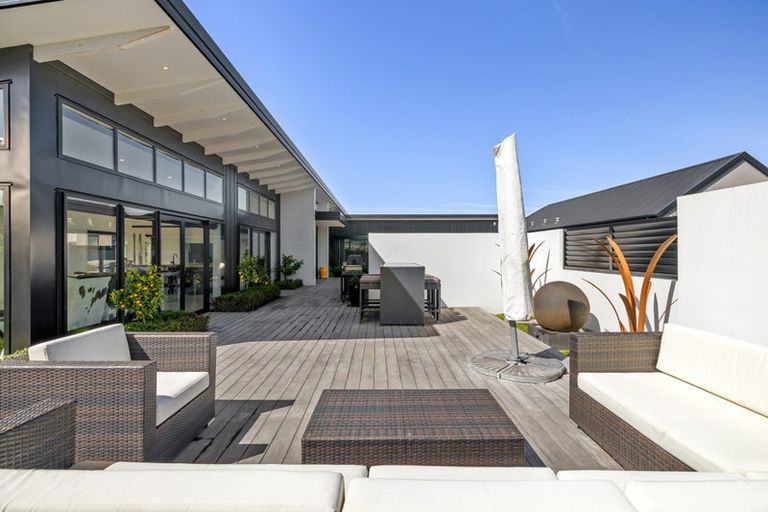 Photo of property in 11 Eleanor Lane, Casebrook, Christchurch, 8051