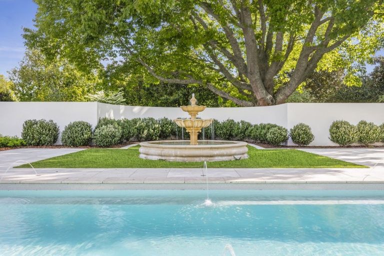 Photo of property in 203 Athlone Drive, Cambridge, 3434