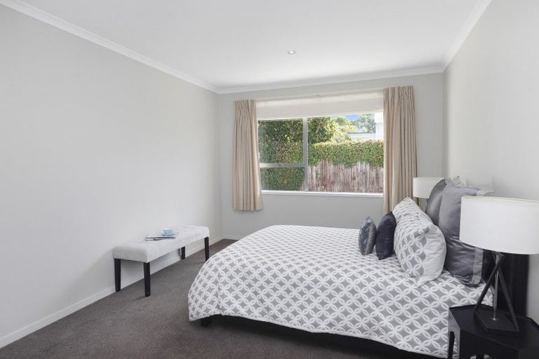 Photo of property in 3/98 Holly Road, St Albans, Christchurch, 8014