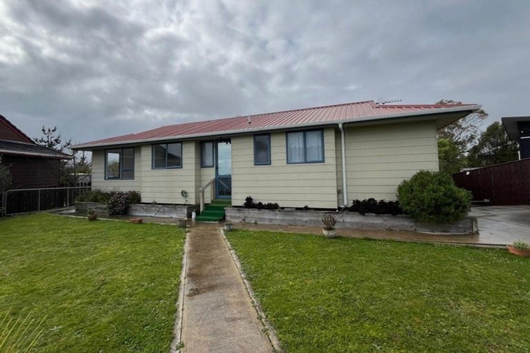 Photo of property in 6 Doncaster Terrace, Ascot Park, Porirua, 5024