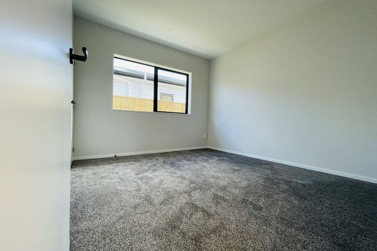 Photo of property in 25 Huringa Road, Karaka, 2113