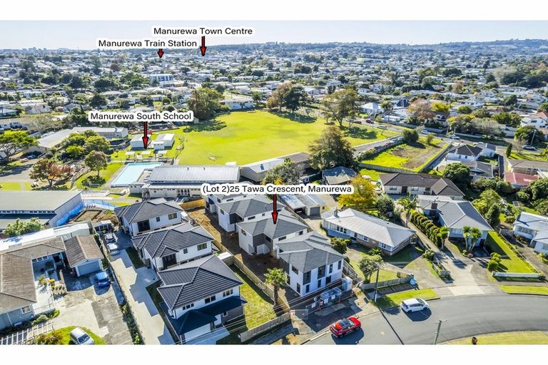 Photo of property in 25 Tawa Road, Te Atatu Peninsula, Auckland, 0610