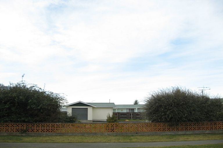 Photo of property in 122 Beach Street, Waikouaiti, 9510