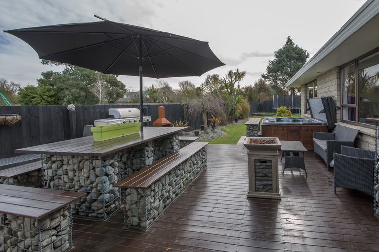Photo of property in 26 Parkhouse Drive, Rangiora, 7400