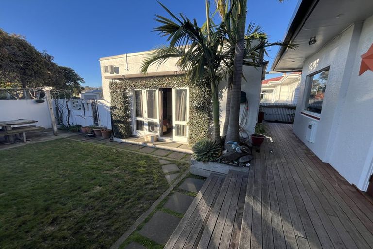 Photo of property in 16 Logan Avenue, Marewa, Napier, 4110