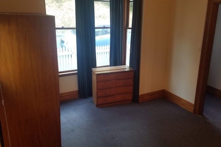Photo of property in 138 Russell Terrace, Berhampore, Wellington, 6023