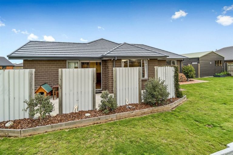 Photo of property in 2 Colebrook Drive, Rolleston, 7614