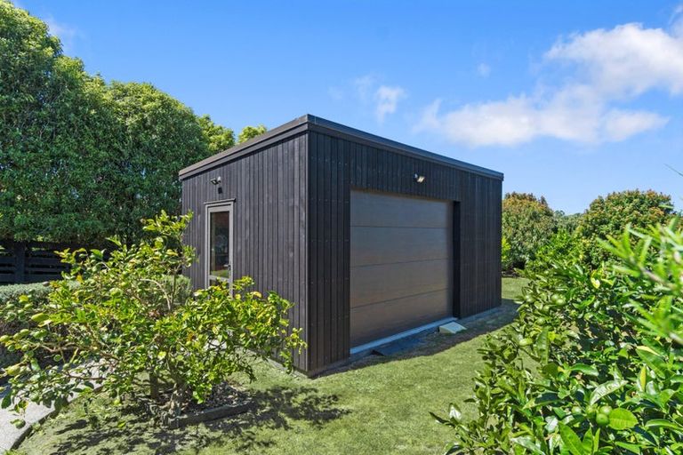 Photo of property in 28 Capriole Crescent, Kingseat, Papakura, 2580