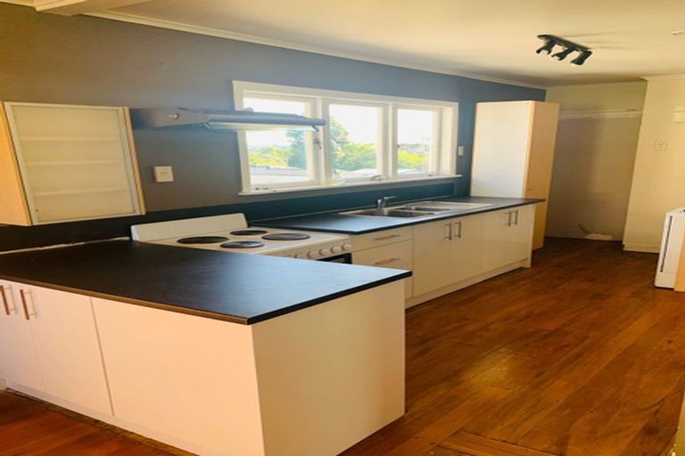 Photo of property in 147 Rosier Road, Glen Eden, Auckland, 0602