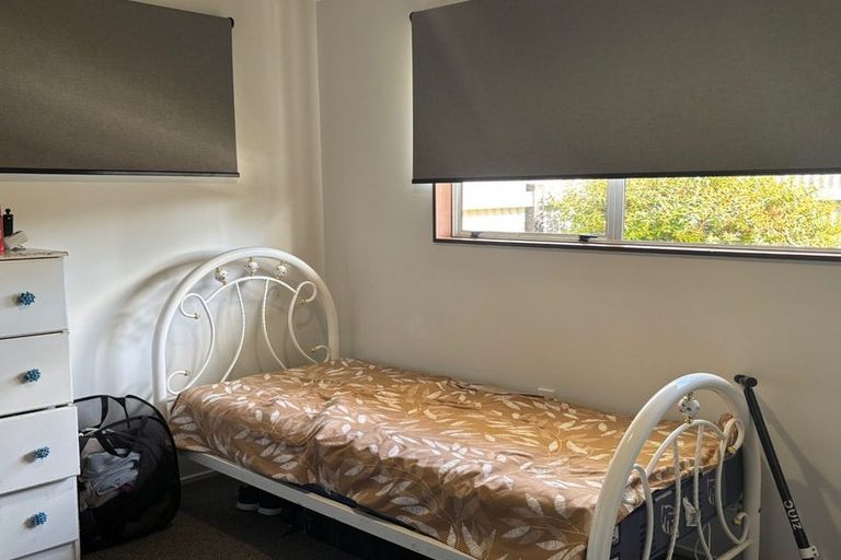 Photo of property in 143 Queen Street, Westport, 7825