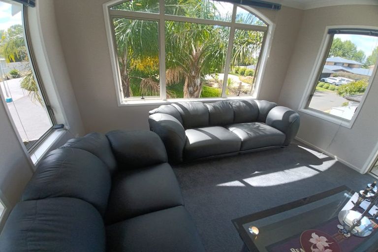 Photo of property in 9 San Clemento Way, Rototuna, Hamilton, 3210